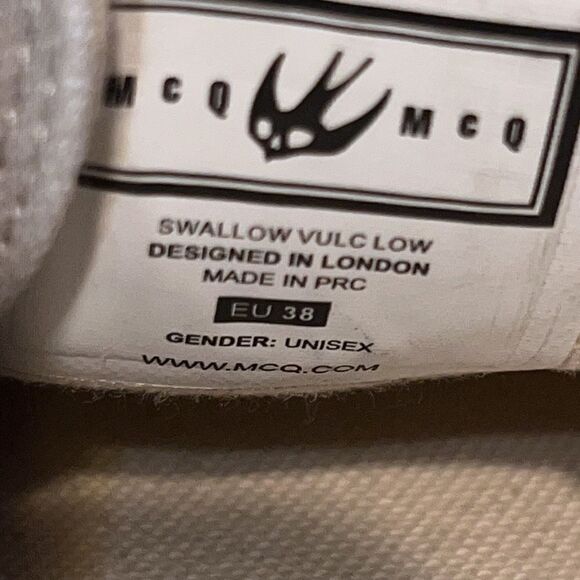 NWT McQ White Swallow Swarm Trainer Size 38 Unisex - Picture 5 of 13